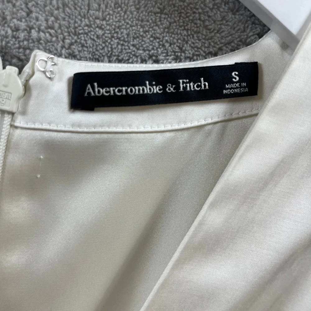 Abercrombie & Fitch abercrombie fitch